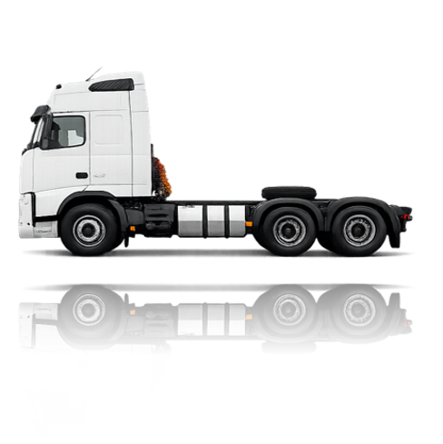 Caminhão Volvo FH 440 – lateral esquerda