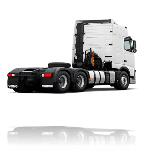 Caminhão Volvo FH 440 – traseira diagonal